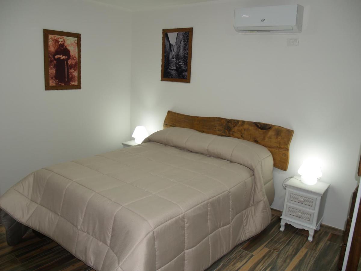 Dimora Forgione B&B - Pietrelcina Exteriér fotografie
