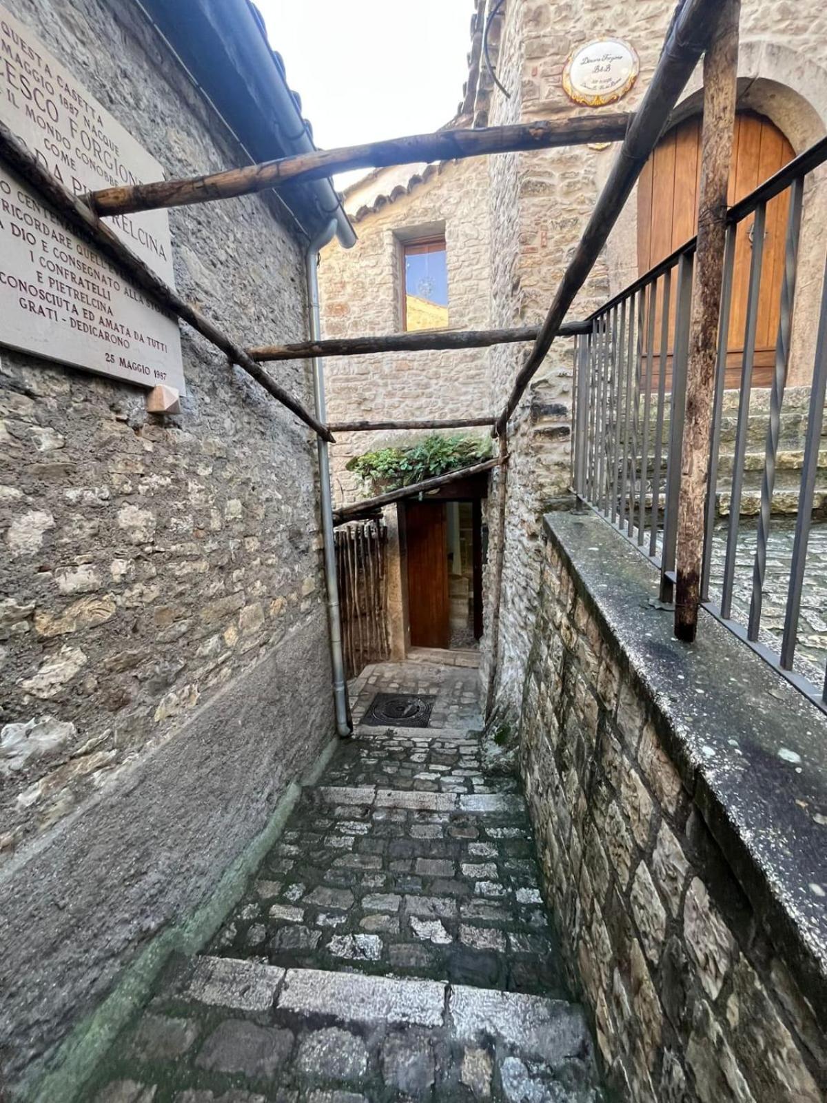Dimora Forgione B&B - Pietrelcina Exteriér fotografie